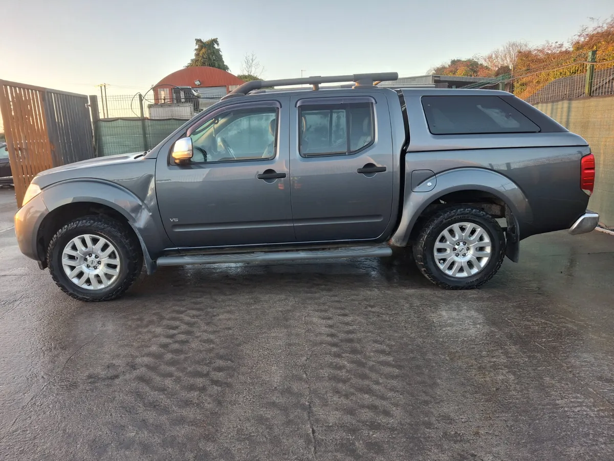 2012 Nissan Navara Outlaw  3.0 V6  Automatic - Image 2