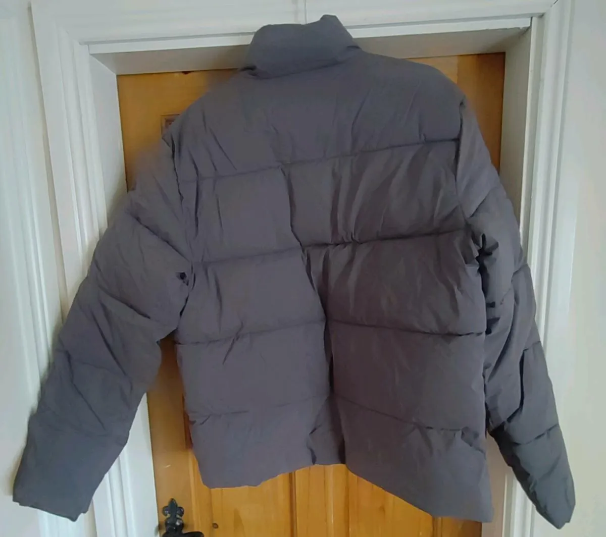 Gym+Coffee Expedition Puffer jkt XL New - Image 4