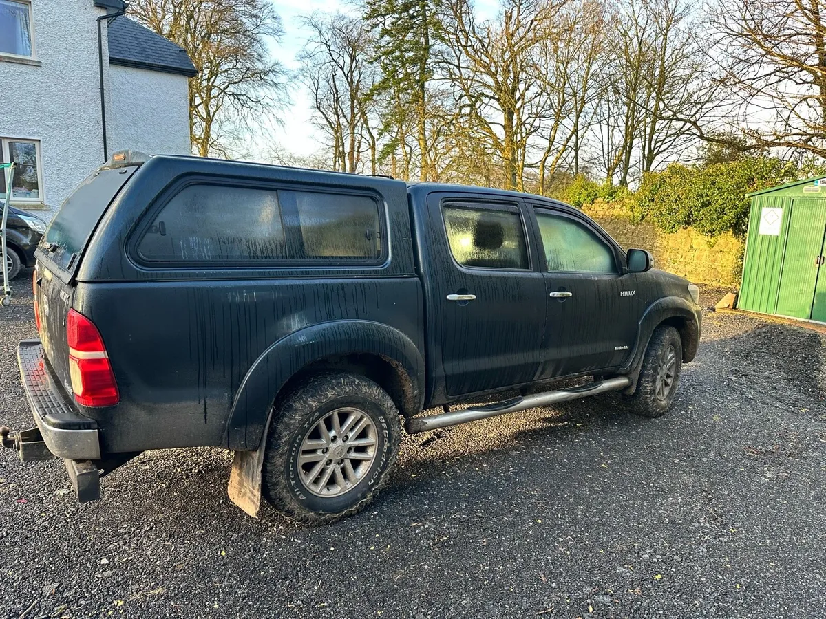 Toyota Hilux - Image 3