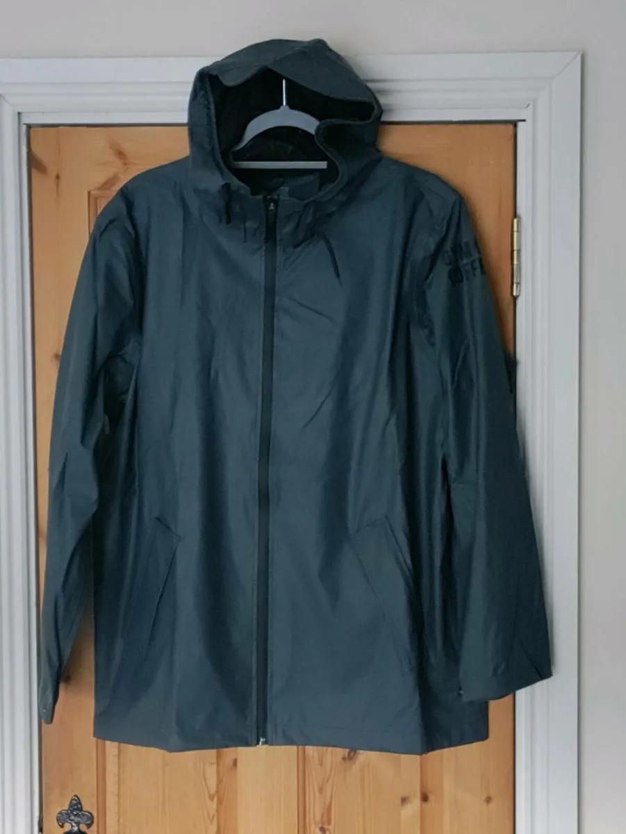 Gym+Coffee Shield jkt L New - Image 1