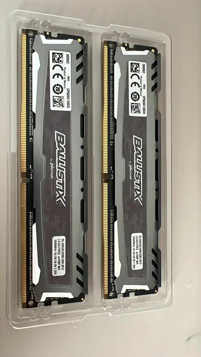 Crucial Ballistix DDR4 2x8GB - Image 1