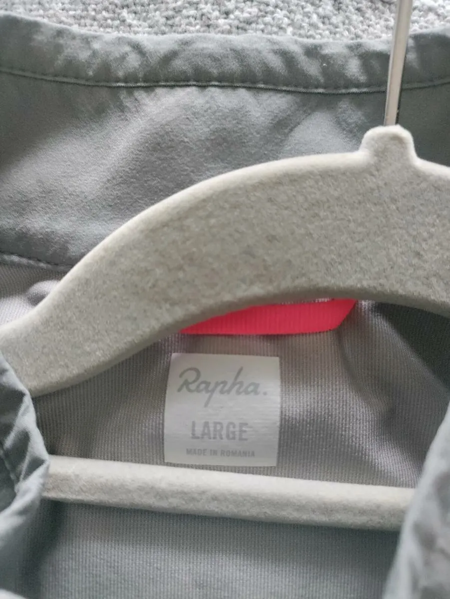 Rapha RCC Gilet Vest Windstopper L - Image 3