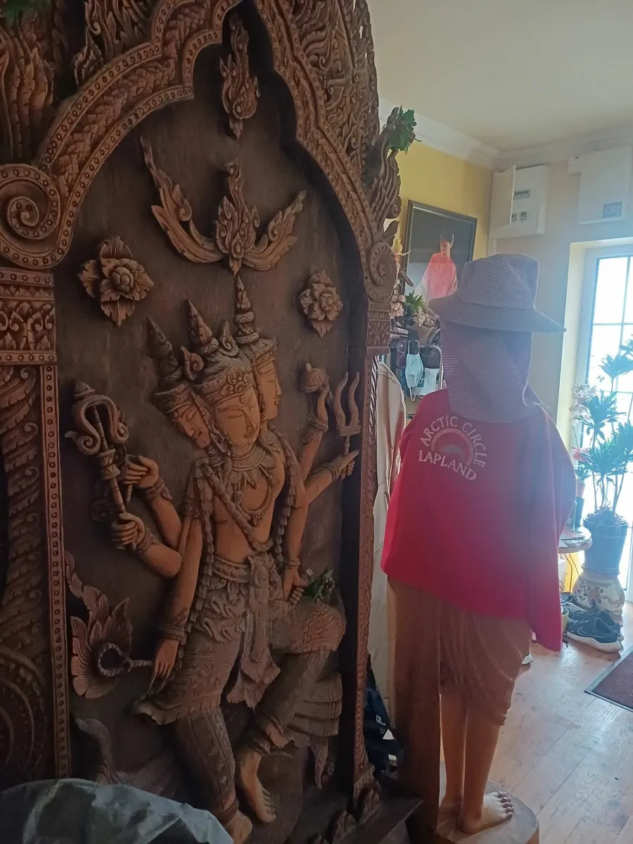 Decorative furniture - Image 1