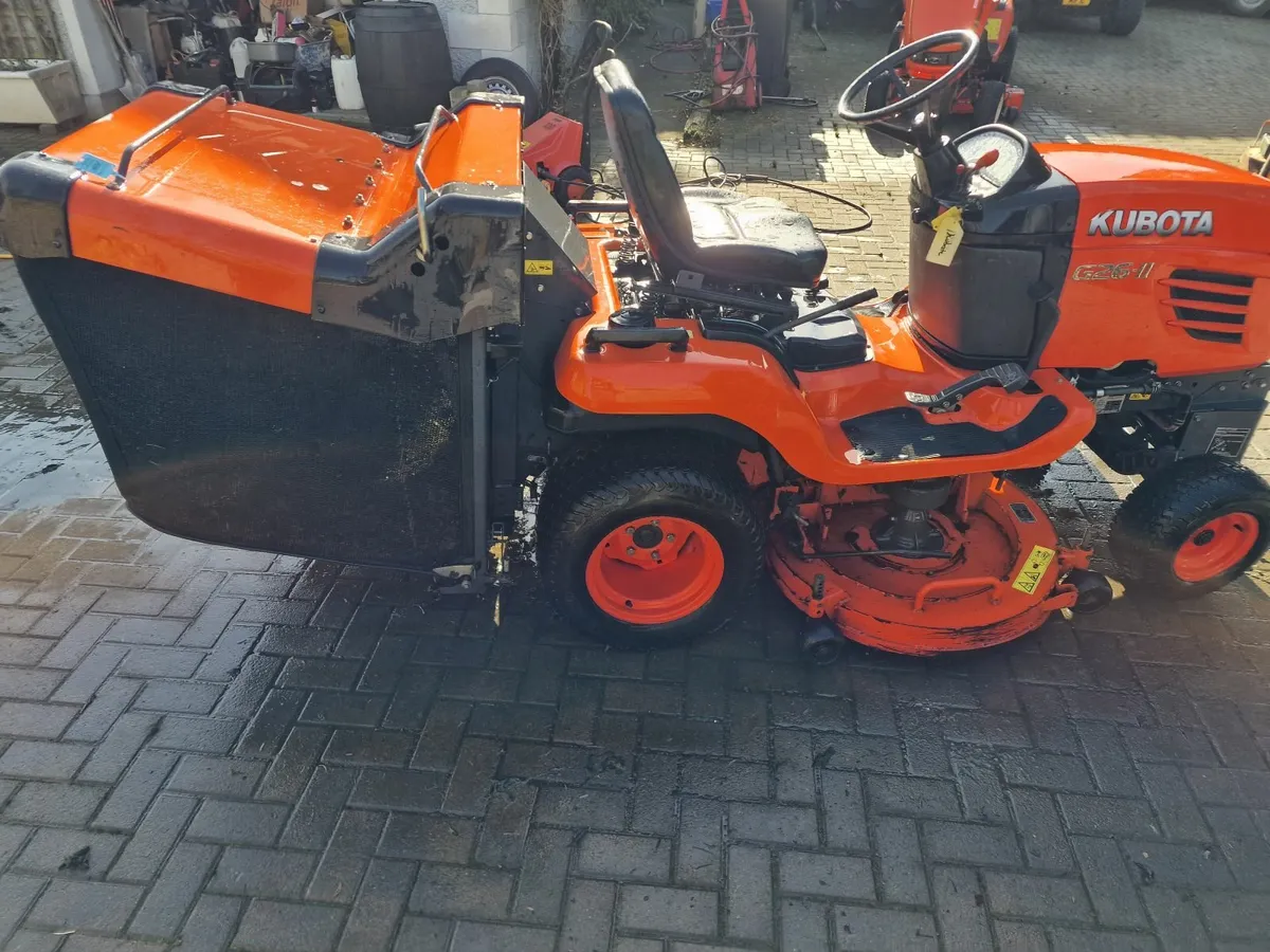 Kubota G26-II Ride on Mower Lawnmower - Image 2