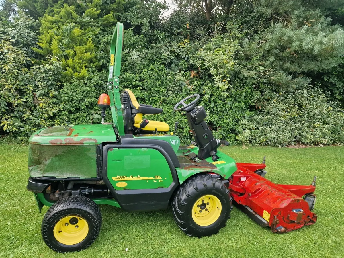 John Deere 38hp flail ride on mower lawnmower - Image 3