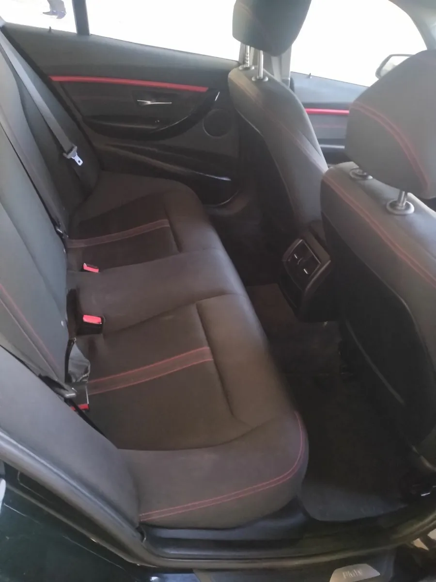 BMW 3-Series 2016 - Image 3