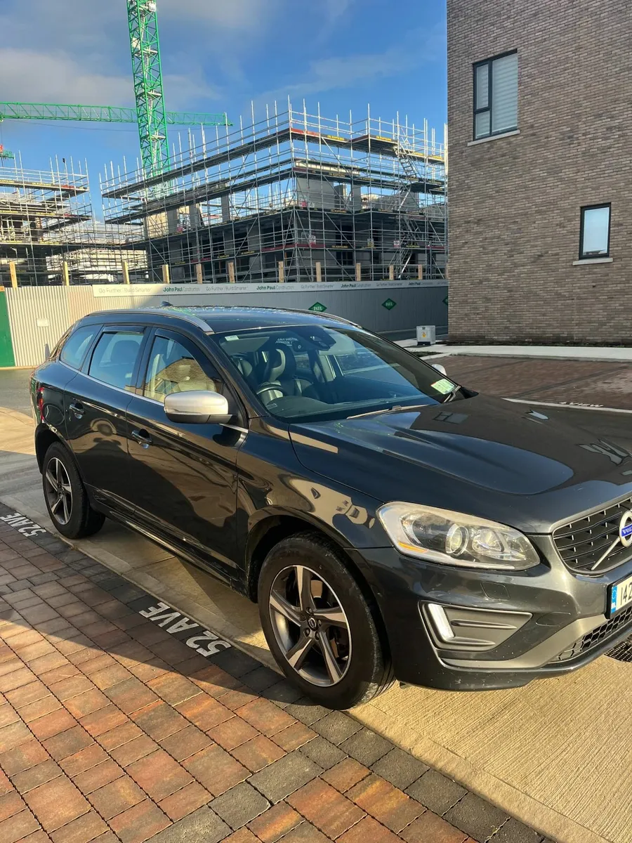 Volvo XC60 R-Design D4 – Immaculate Condition - Image 4