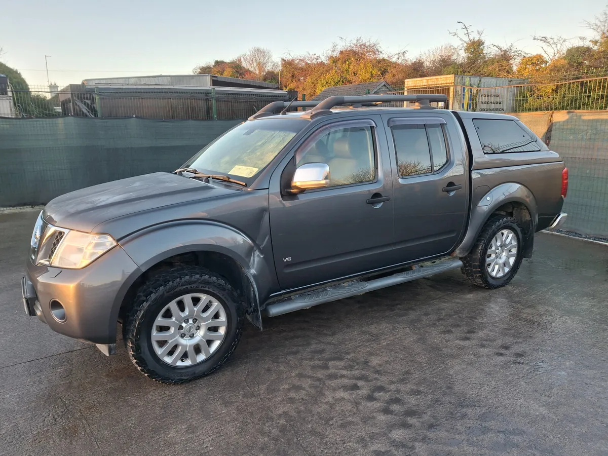 2012 Nissan Navara Outlaw  3.0 V6  Automatic - Image 3