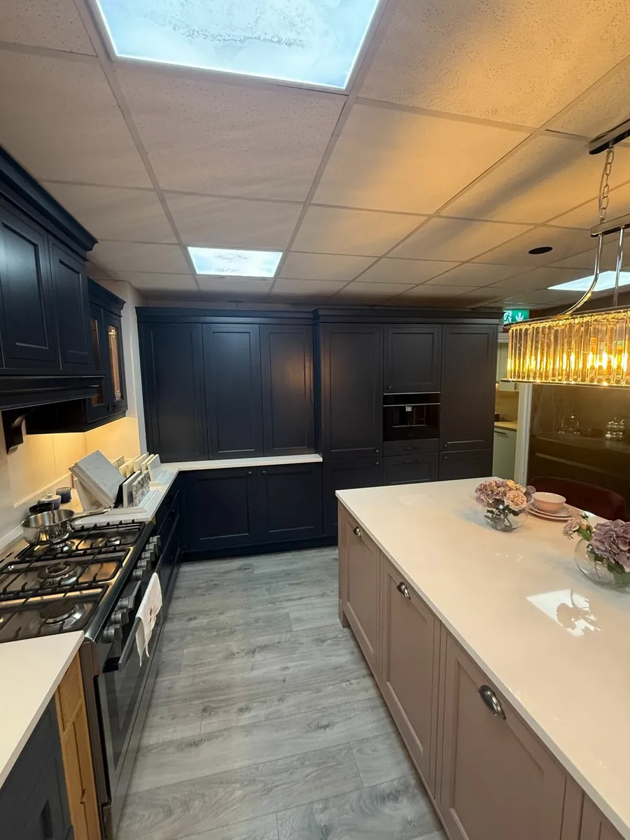 EX-DISPLAY KITCHEN NOW AVAILABLE – SOLD AS SEEN - Image 3