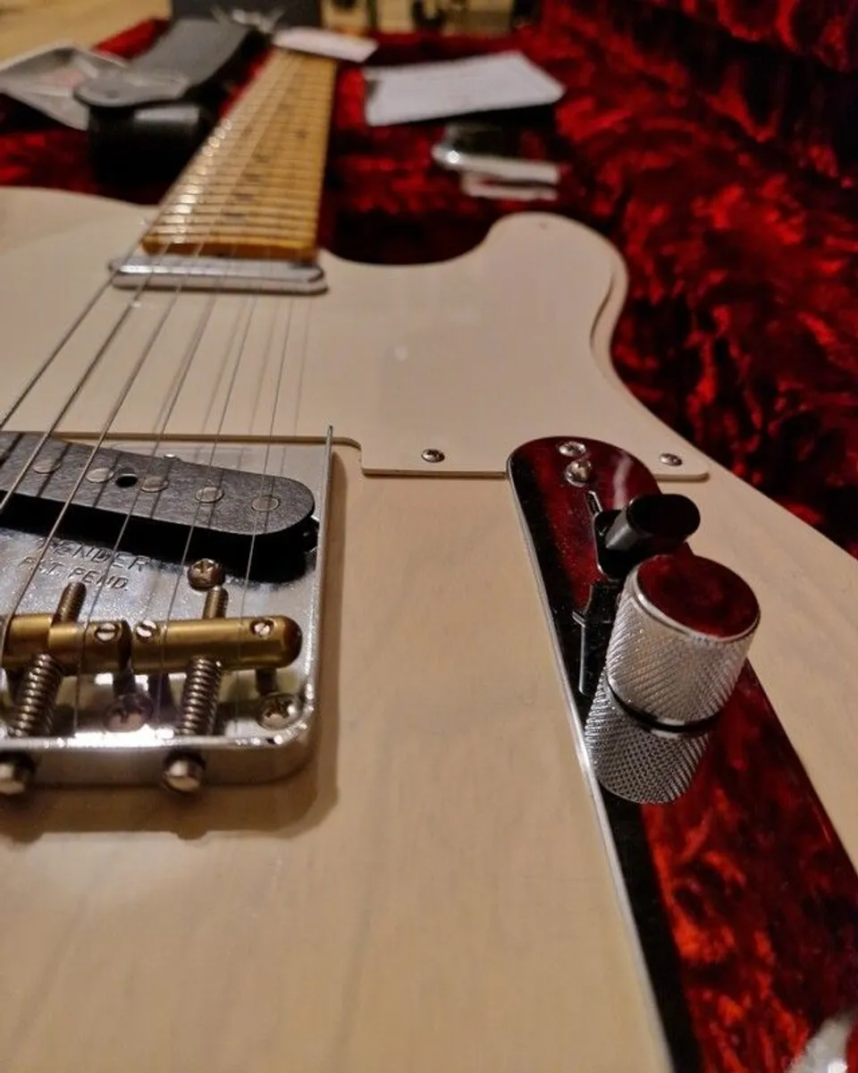 Fender Custom Shop Telecaster - Image 3