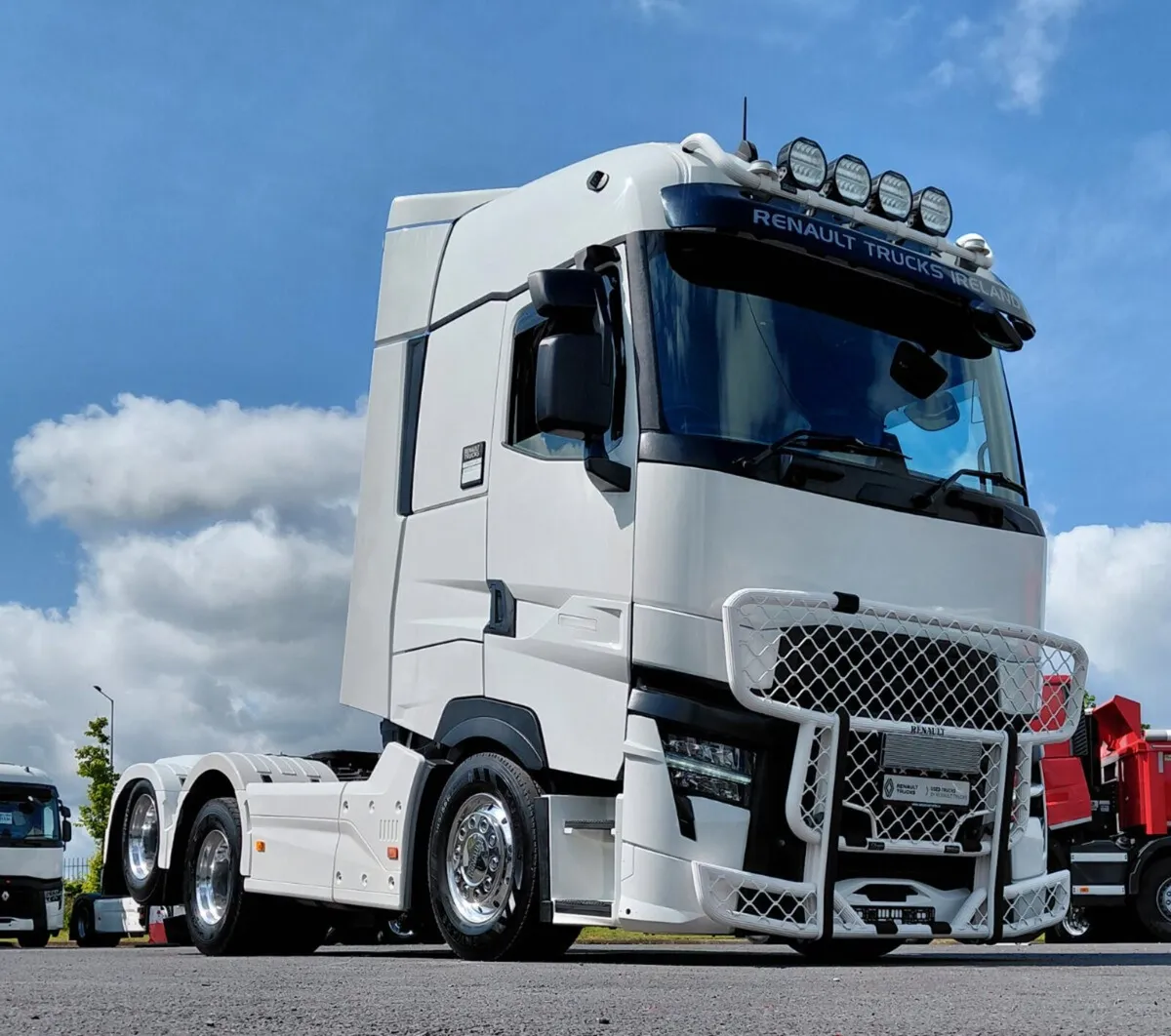 Renault T-High 520 Twin Wheel Tag - Image 1