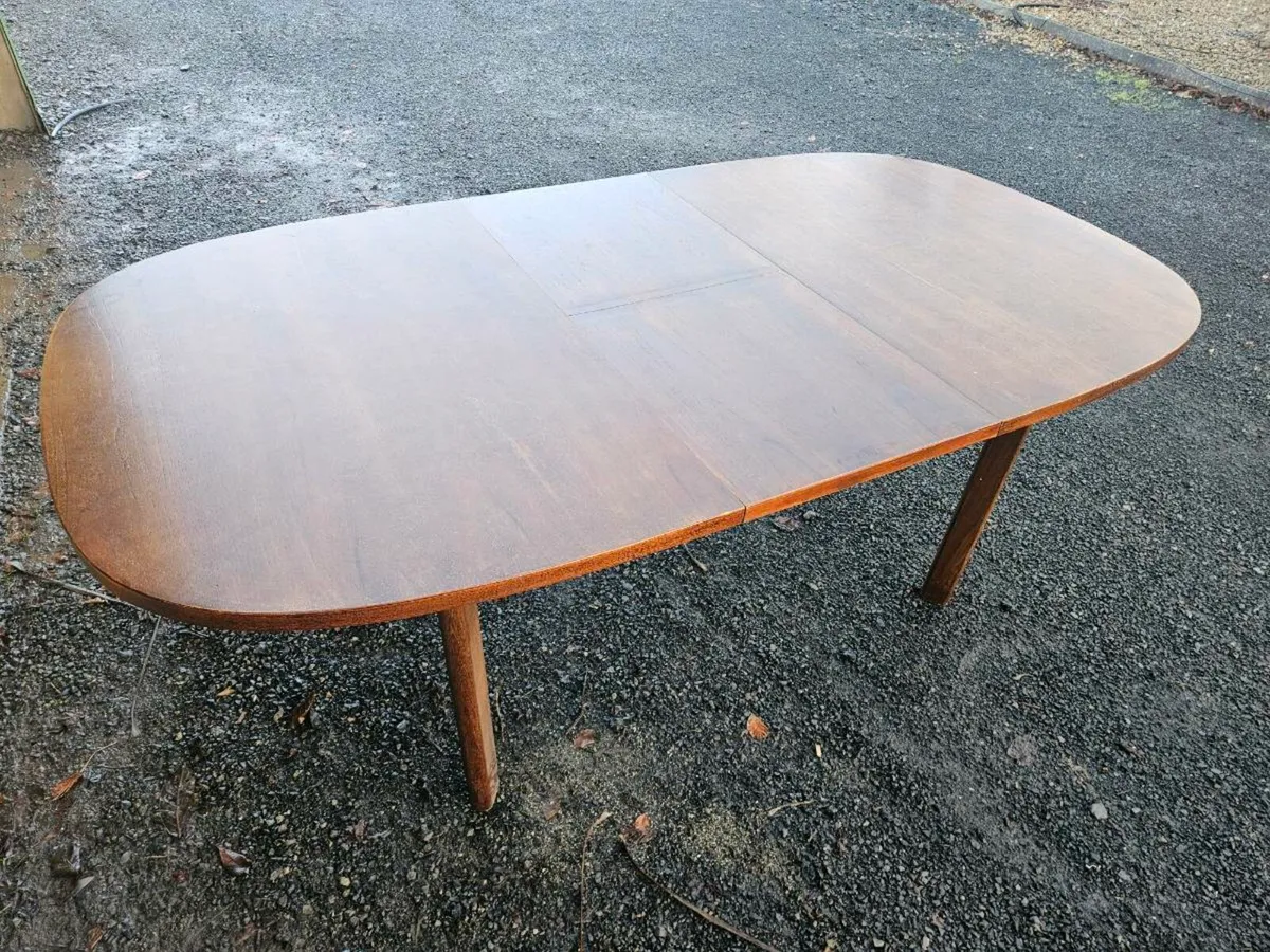 Kitchen table - Image 2