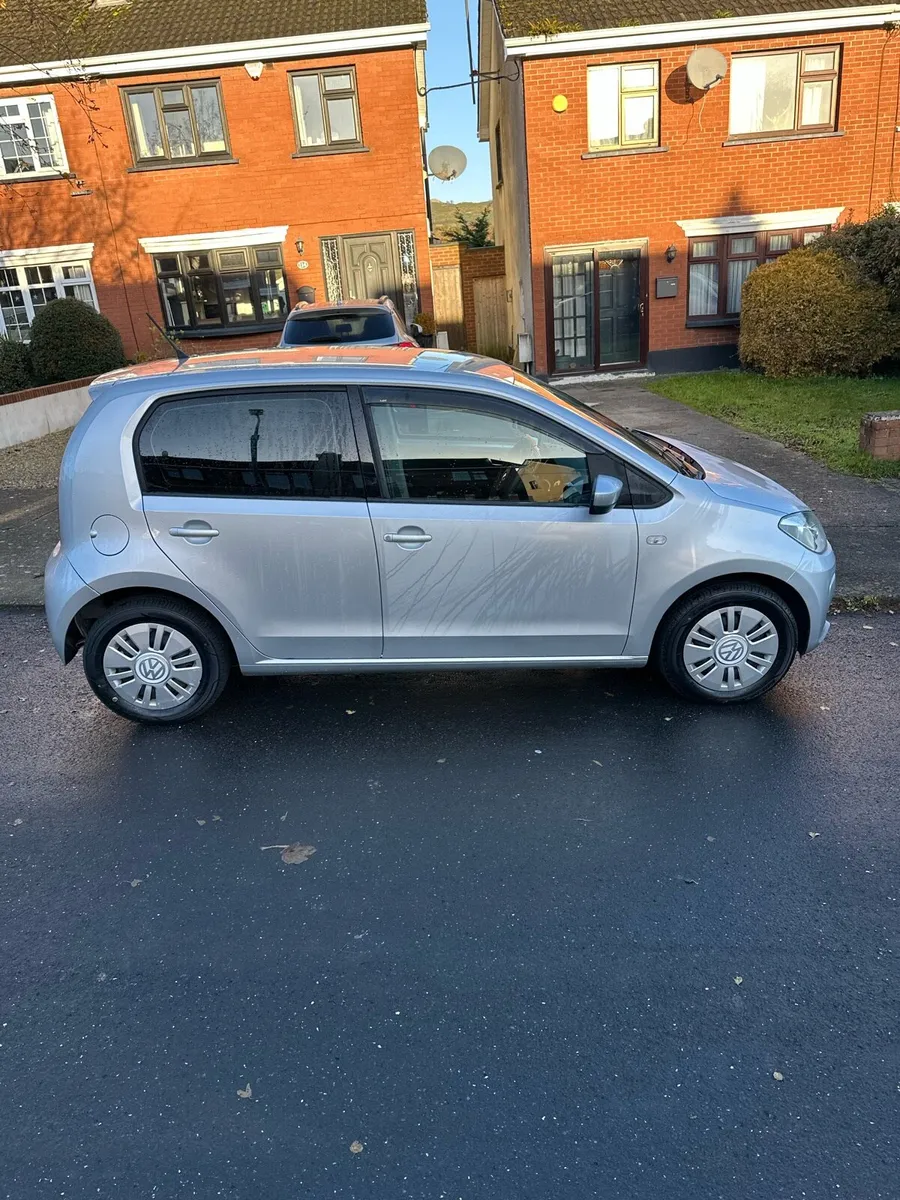 Volkswagen UP! 2014 - Image 2
