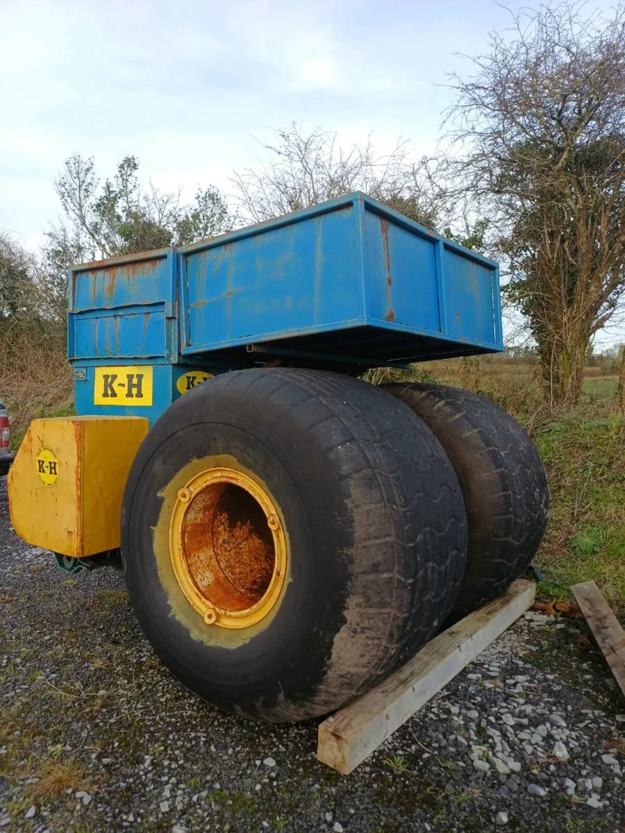 K~H turf hopper - Image 3