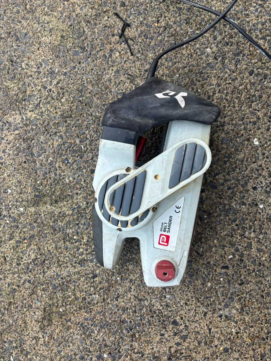 Belt sander - Image 1