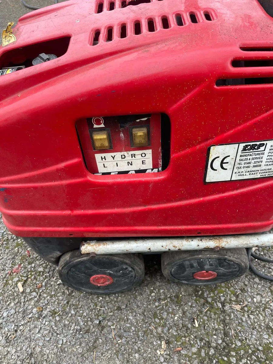 Hot and cold power washer needs repairs - Image 2