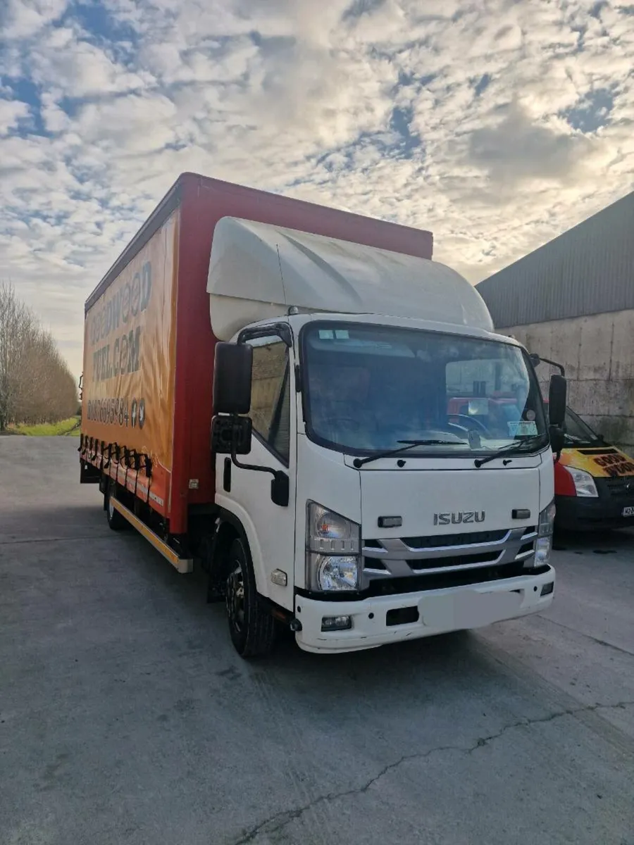 Isuzu 7.5 tonne Curtain Sider - Image 2