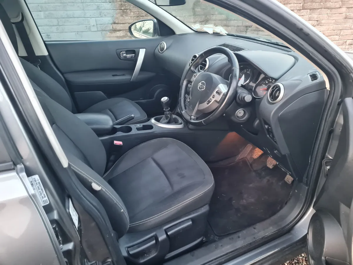 Nissan Qashqai 2012 - Image 2