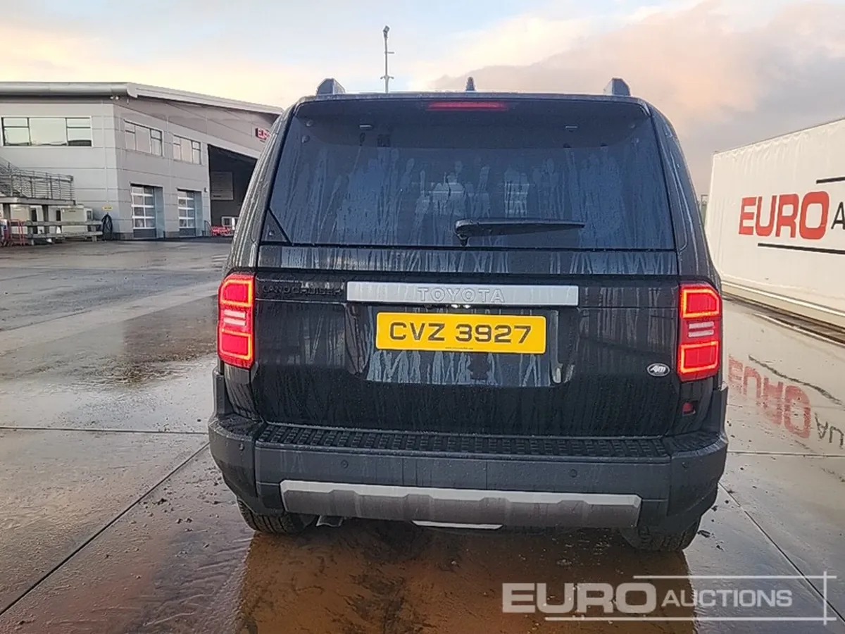 2025 Toyota Land Cruiser - Image 3