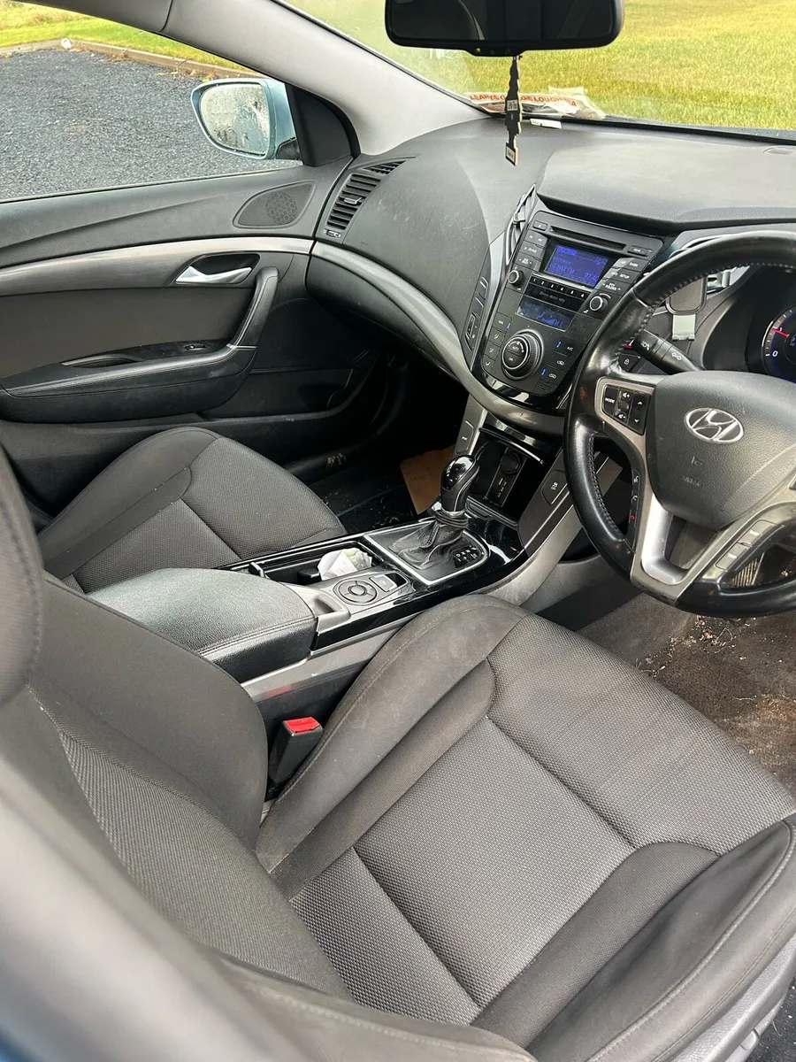 Hyundai i40 auto - Image 3
