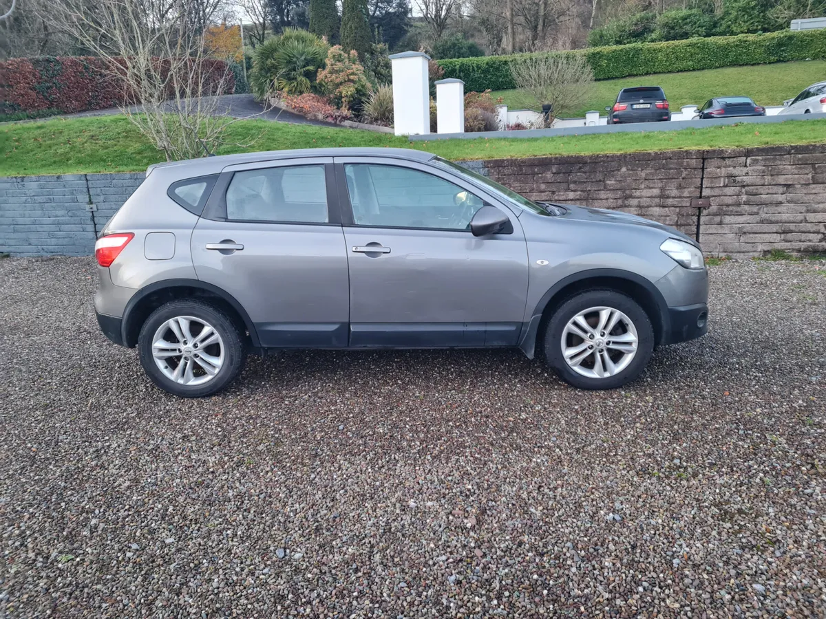 Nissan Qashqai 2012 - Image 1