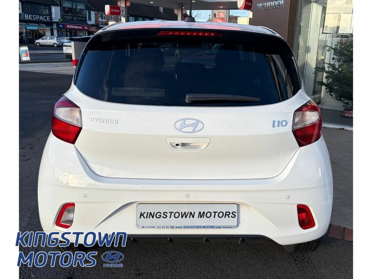 Hyundai i10 Deluxe Plus - Image 4