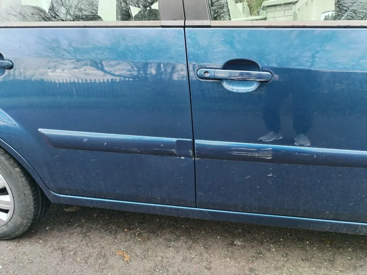 Ford fiesta 1.2 low milage - Image 4