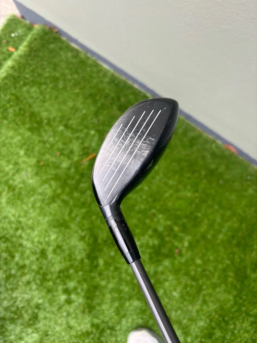 Titleist 917 F2 3 wood regular flex - Image 2