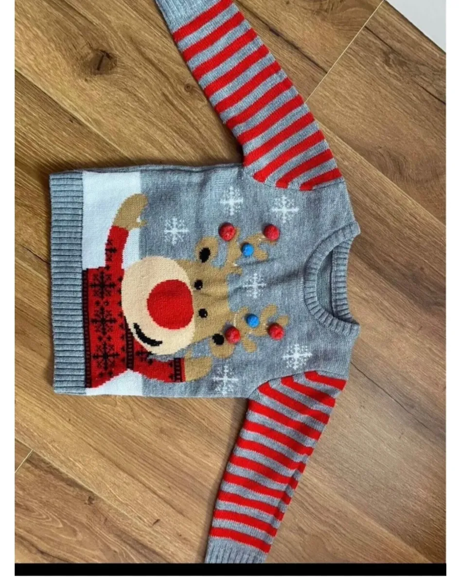 Christmas  Jumper  size 3-4 years