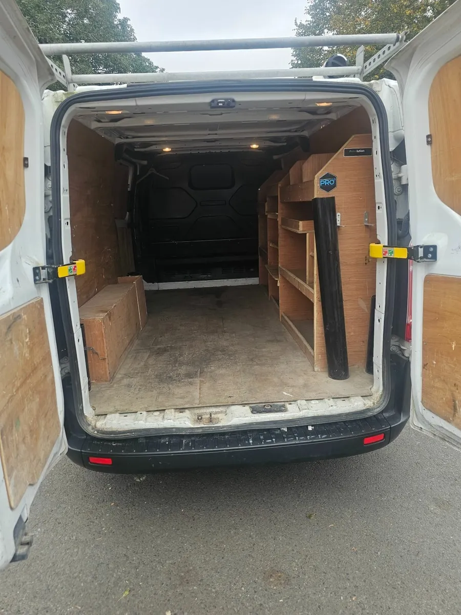 Ford Transit Custom 2021 - Image 3