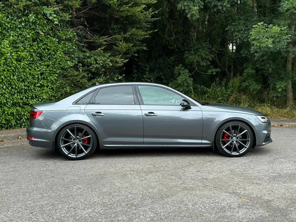 Audi A4 2016 - Image 4