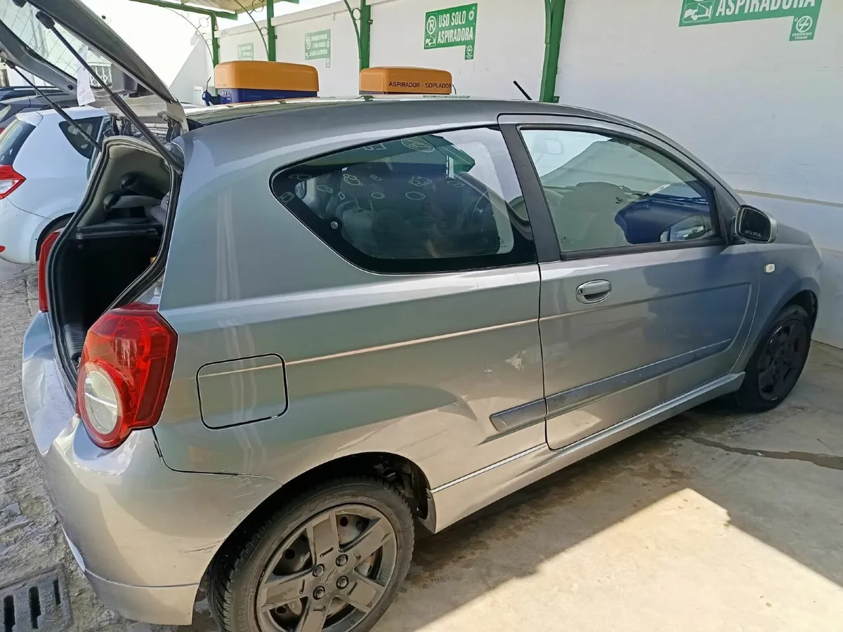 Chevrolet Aveo 2008 for parts - Image 3