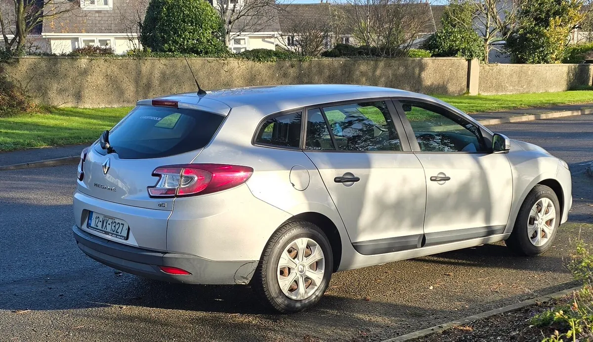 Renault Megane Estate - Image 2