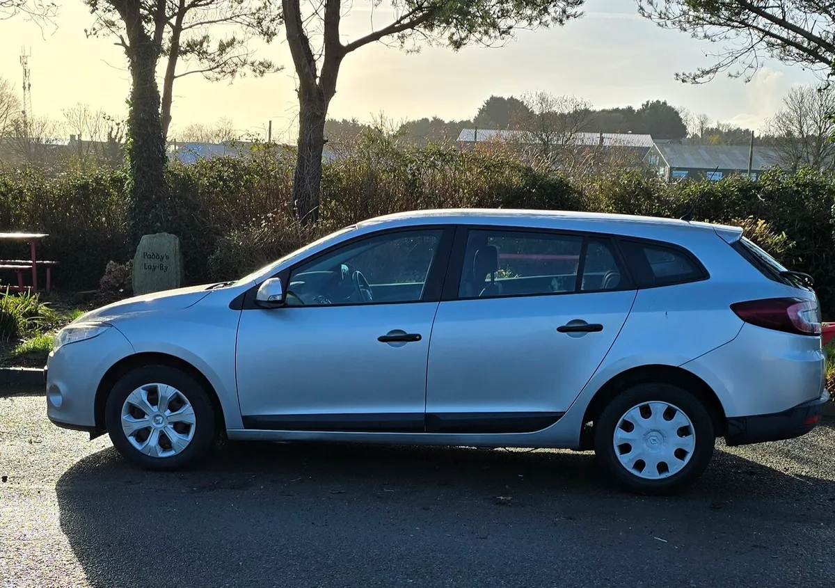 Renault Megane Estate - Image 4