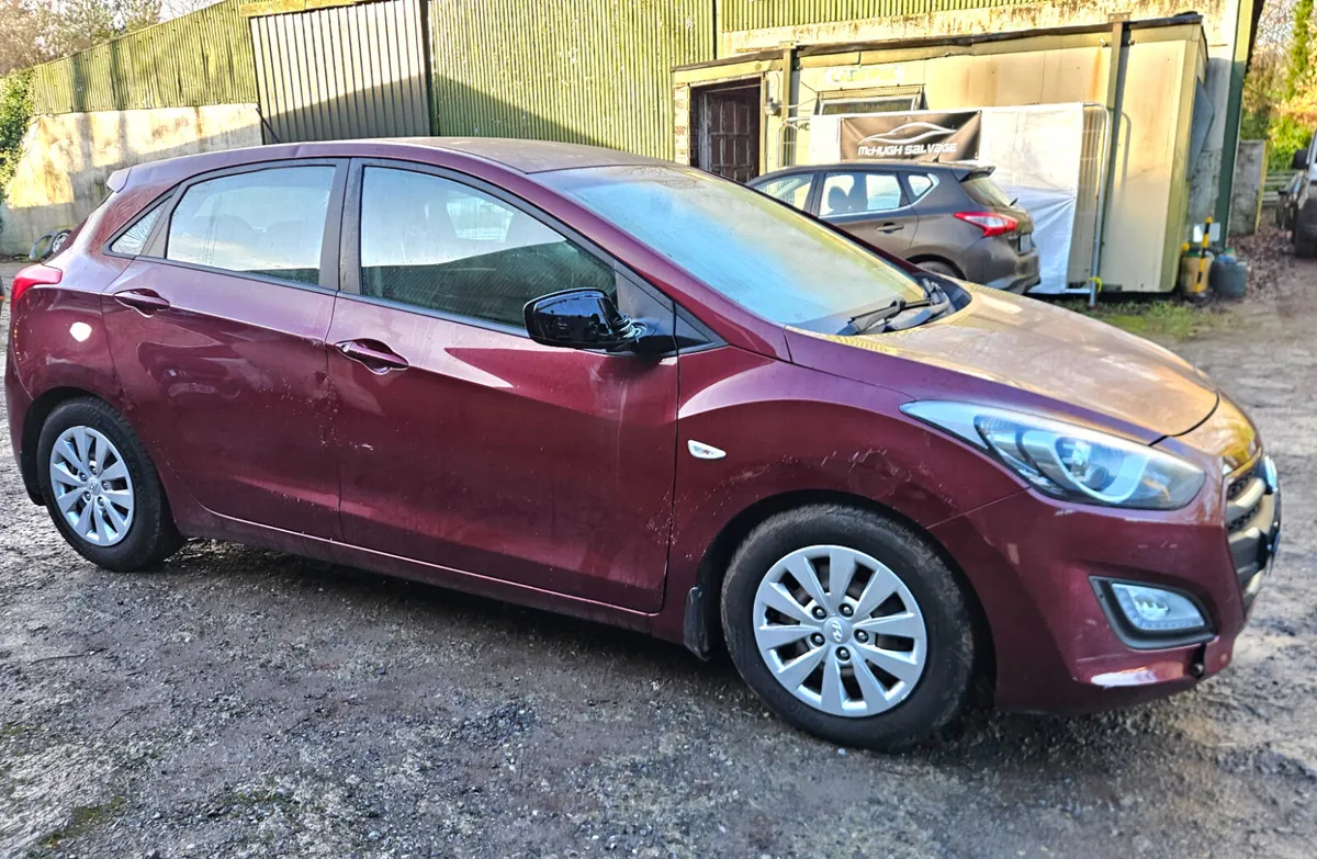 Hyundai i30 2016 1.4petrol    nct and Taxed - Image 3