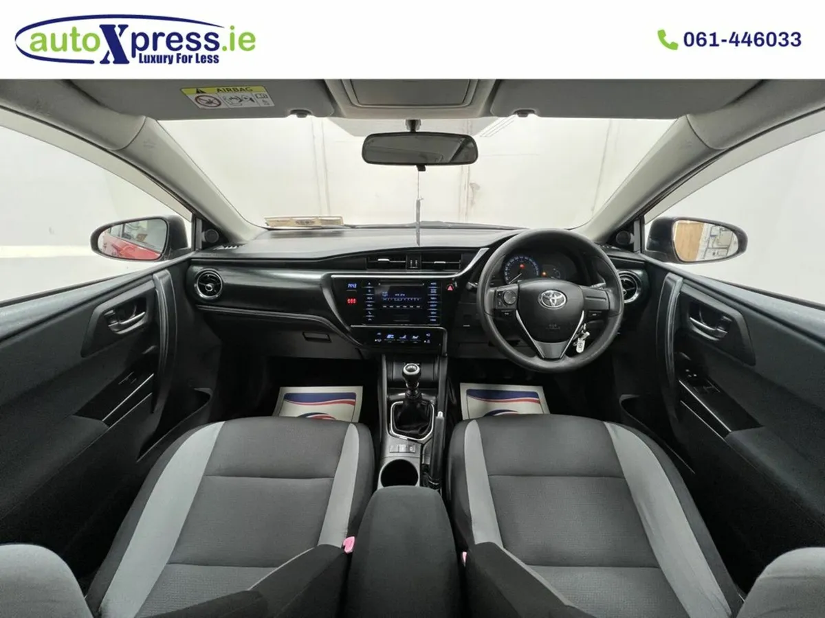 Toyota Auris 1.4d Terra - Image 2