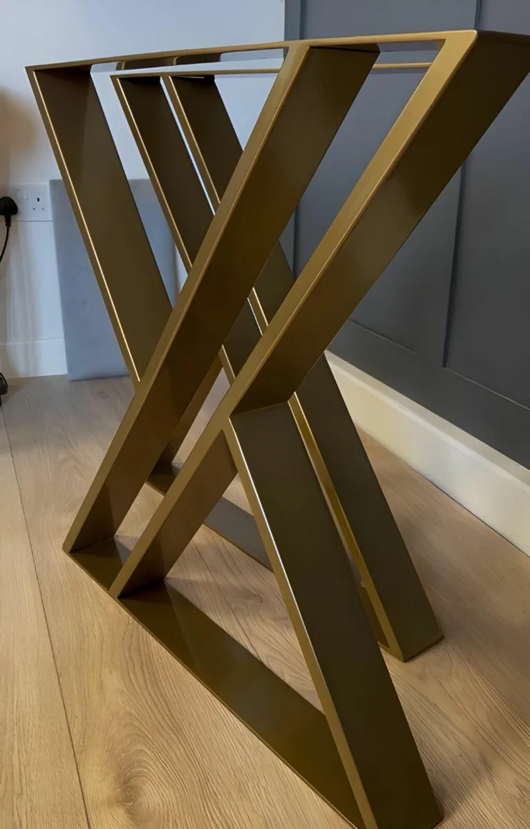 Set of 2 Hourglass-Shaped Gold Steel/Metal Table - Image 4