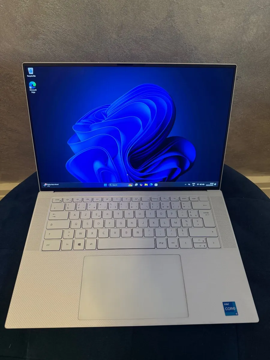 Dell XPS 15 9510 Laptop i5/16GB/512SSD/FHD - Image 1