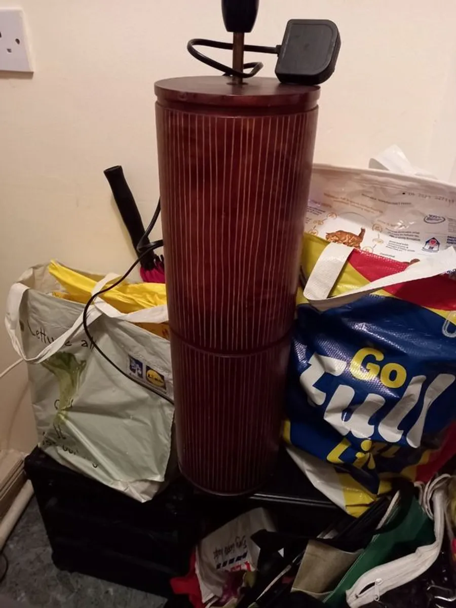 Lamp in wood - Image 4