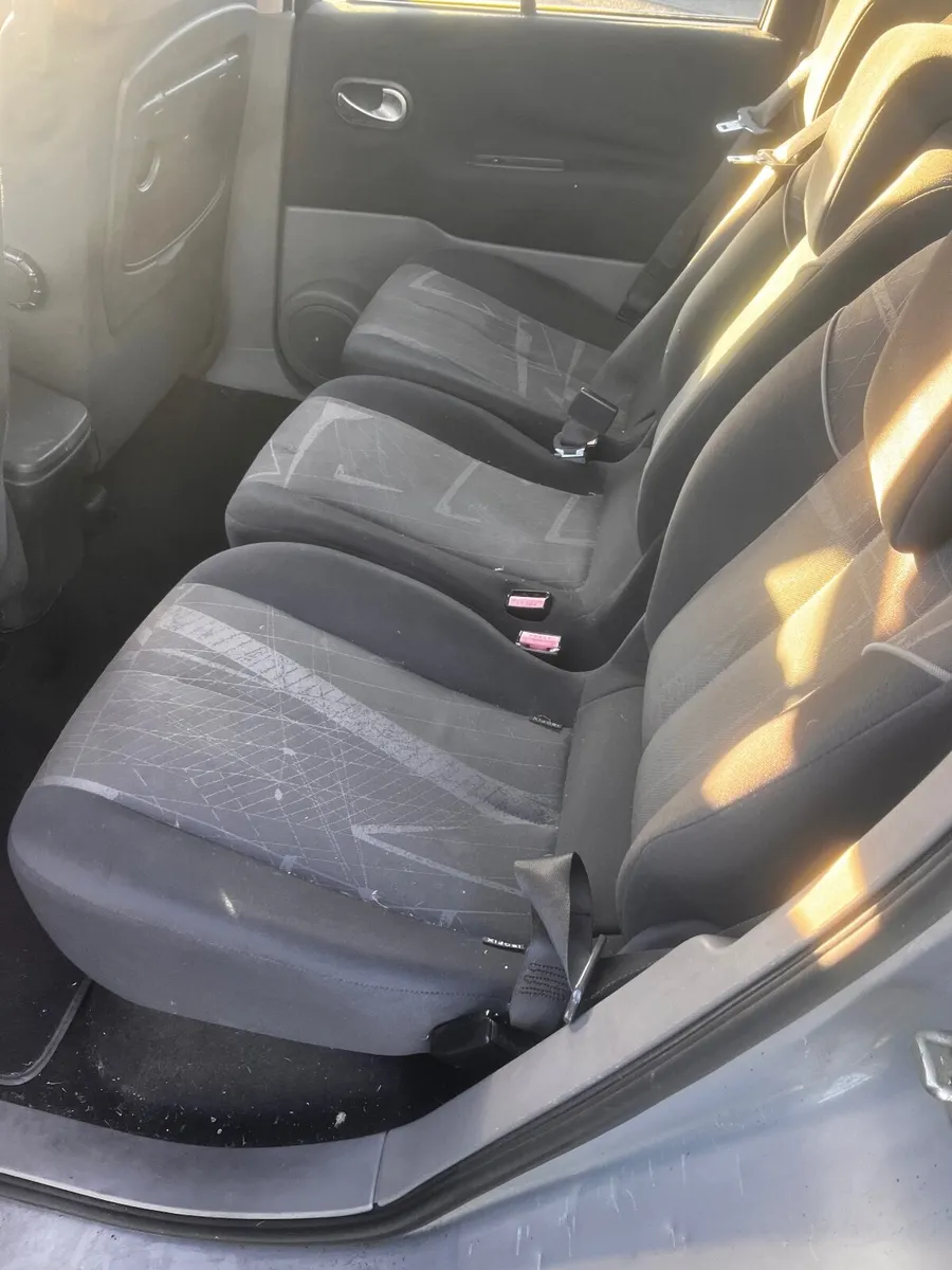 Renault Scenic 2004.NCT 11/26.Tax 1/26.Only 166Klm - Image 4