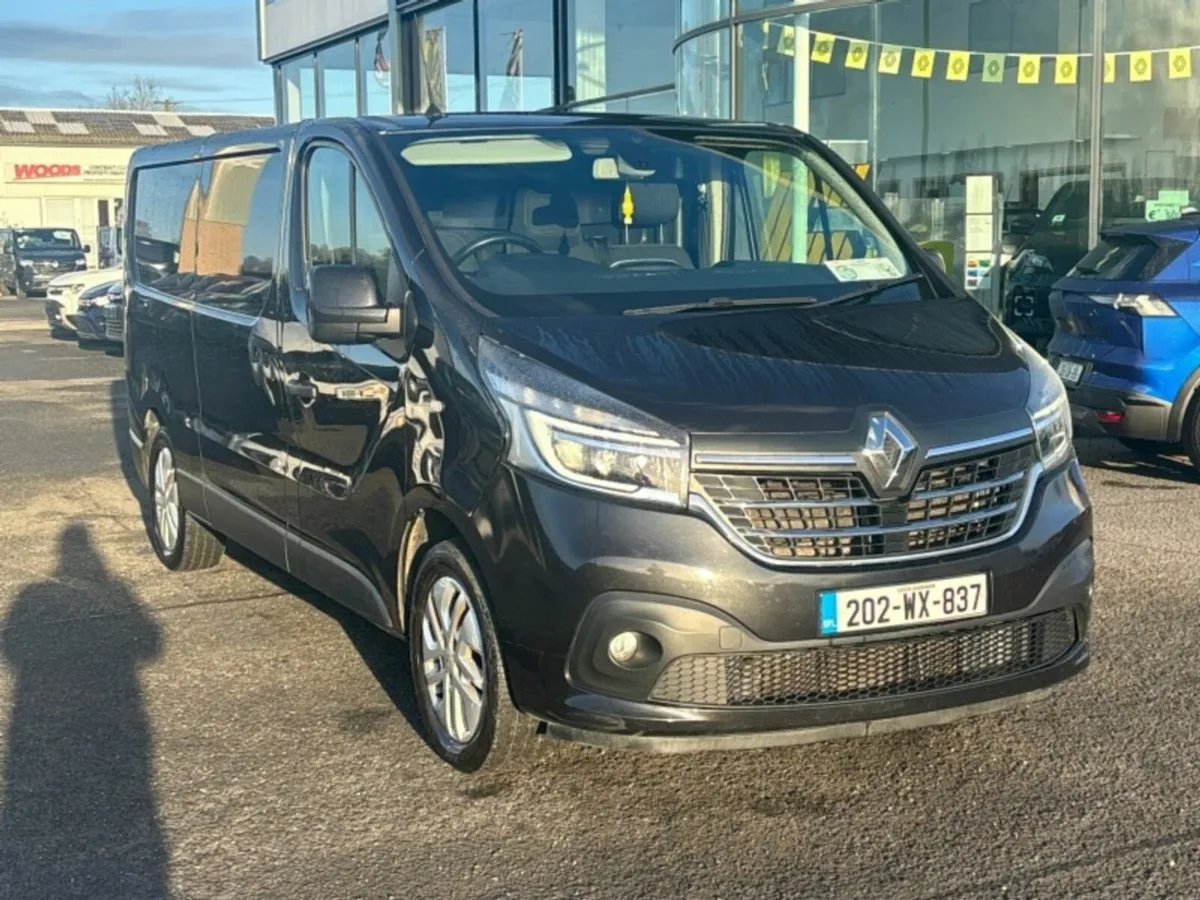 Renault Trafic 202WX837 - Image 1