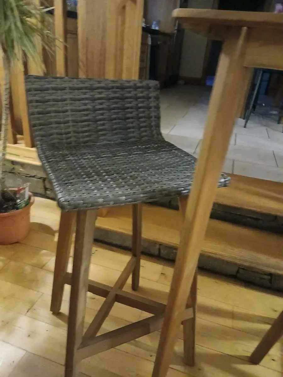 Tall bistro set - Image 2