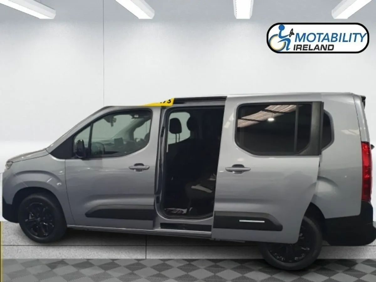 Citroen Berlingo Multispace Wheelchair Accessible - Image 4