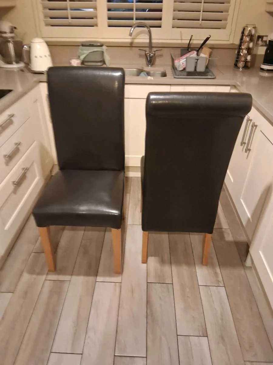 Kitchen tables - Image 1