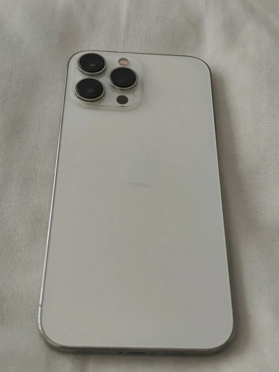 iPhone 13 Pro Max - Image 2