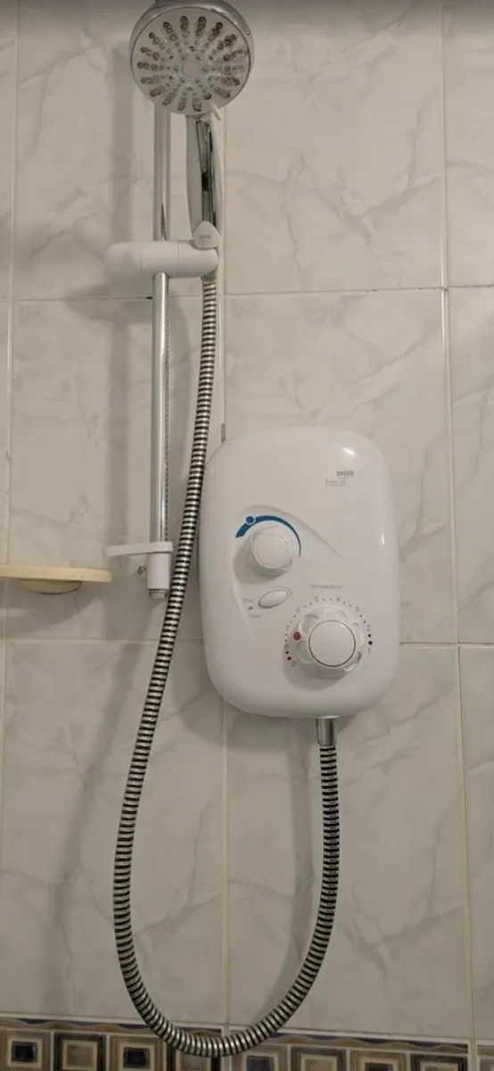 Mira Event XS Thermostatic Power Shower - Image 4