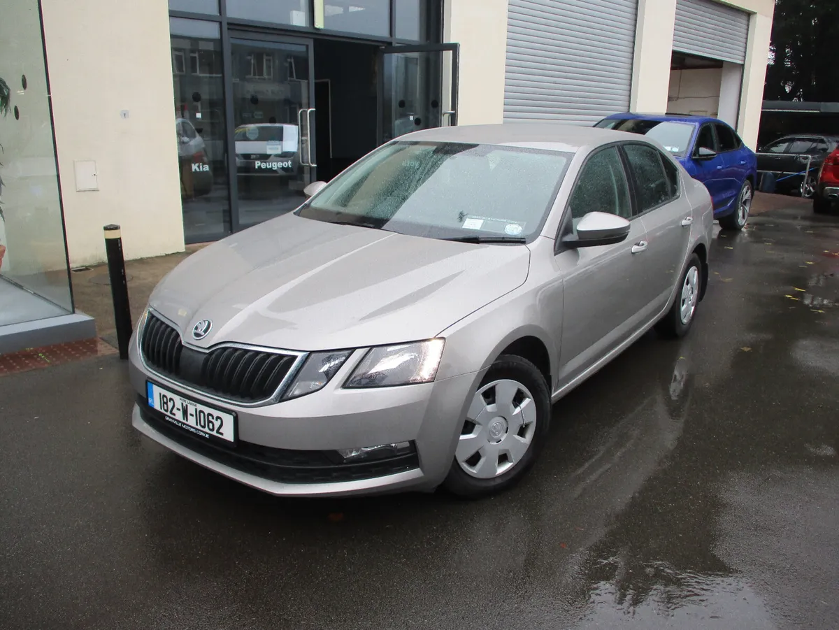 Skoda Octavia 1.0TSI  ;LOW MILAGE  2018 - Image 1