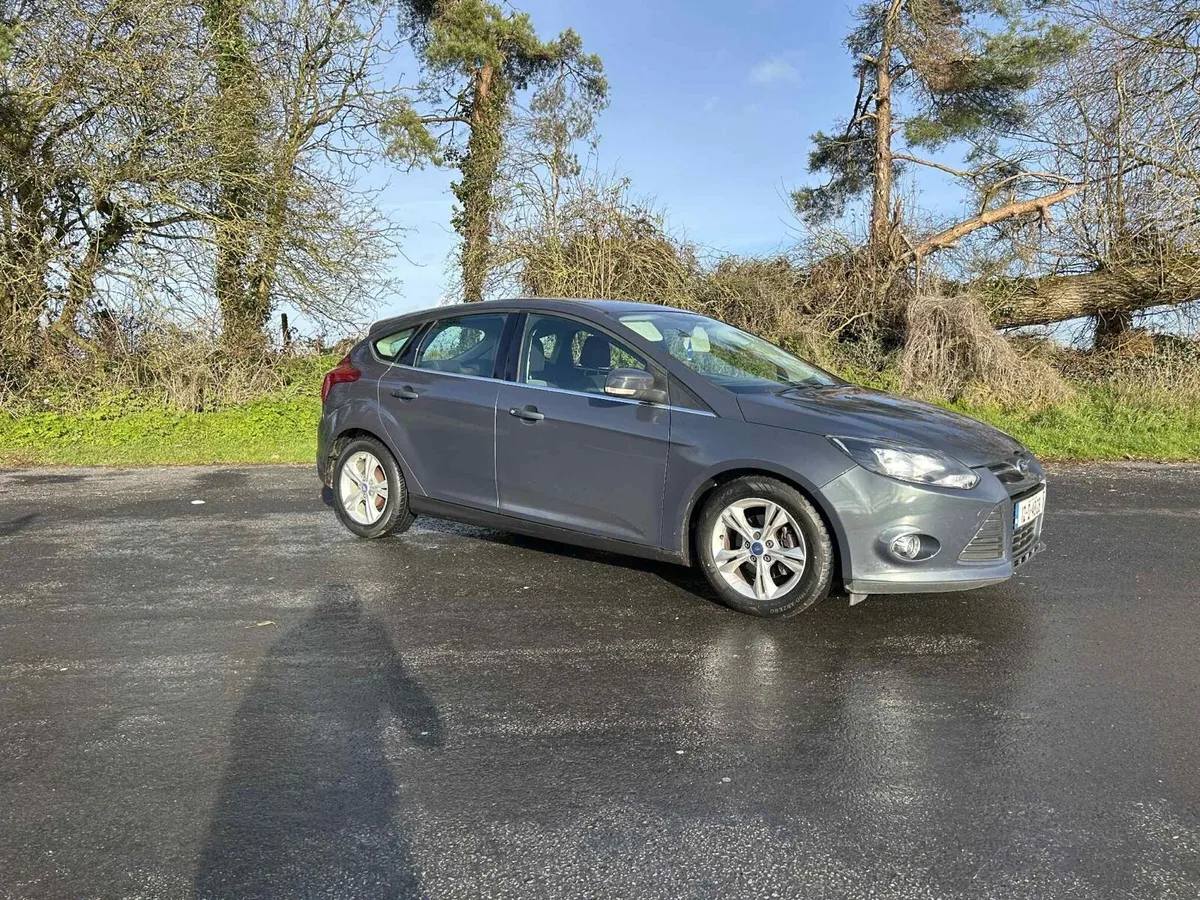2012 Ford Focus Zetec 1.6 diesel *3999* - Image 3