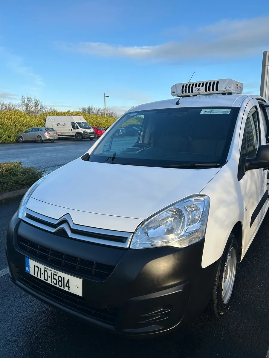 Refrigerated van for sale - Image 1