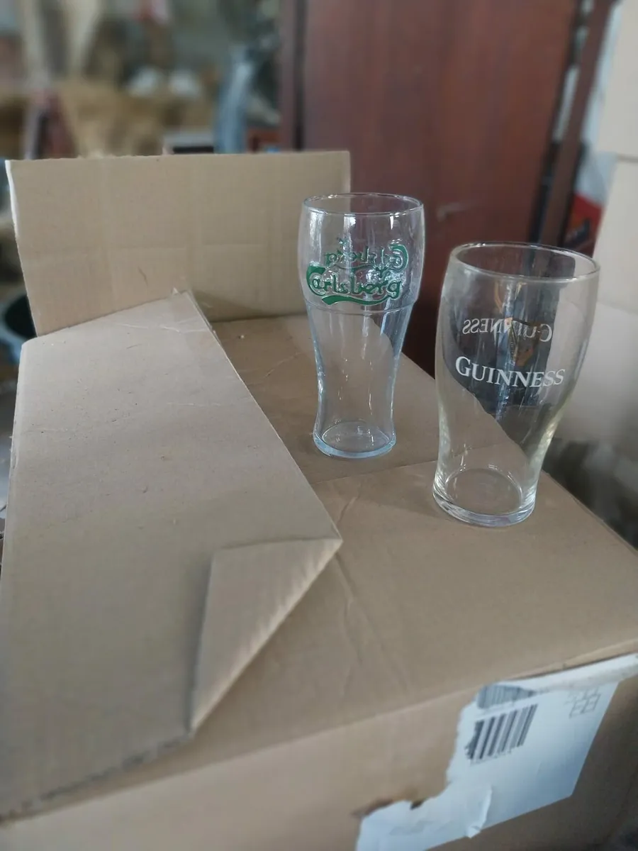 Pint glasses - Image 2